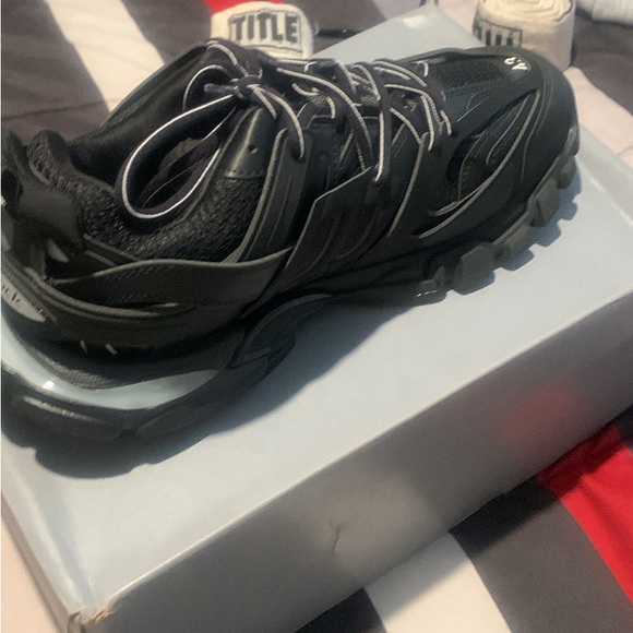Black balenciaga track runners. Size 43/9.5 used- but like new - Picture 5 of 5